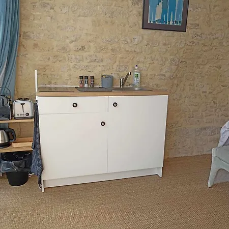 Lägenhet Vargas Avec Jardin - Omaha